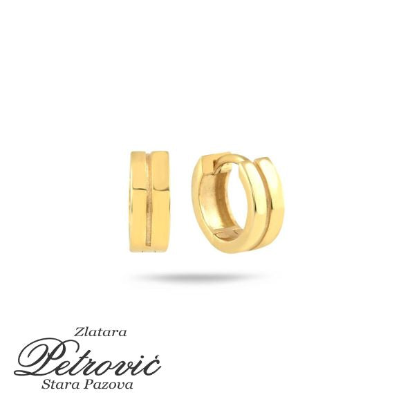 Zlatne polukružne minđuše sa glatkom površinom i linijom u sredini prikazane iz dva ugla na beloj pozadini