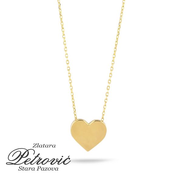 Zlatni lančić sa jednostavnim, punim priveskom u obliku srca na beloj pozadini.