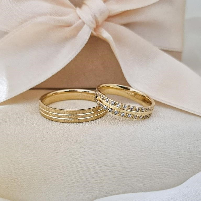 Burme žuto zlato - mat sa linijama i kamenjem