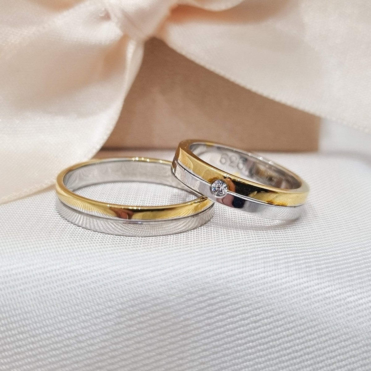 Zlatne burme kombinacija belo - žuto zlato